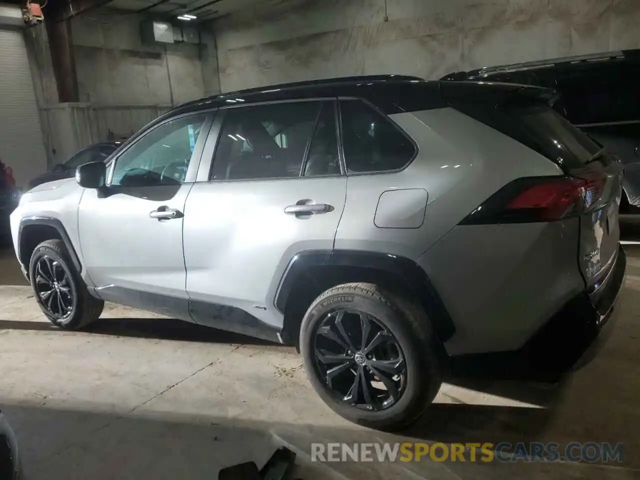 2 Фотография поврежденного автомобиля 2T3E6RFV9NW034937 TOYOTA RAV4 2022