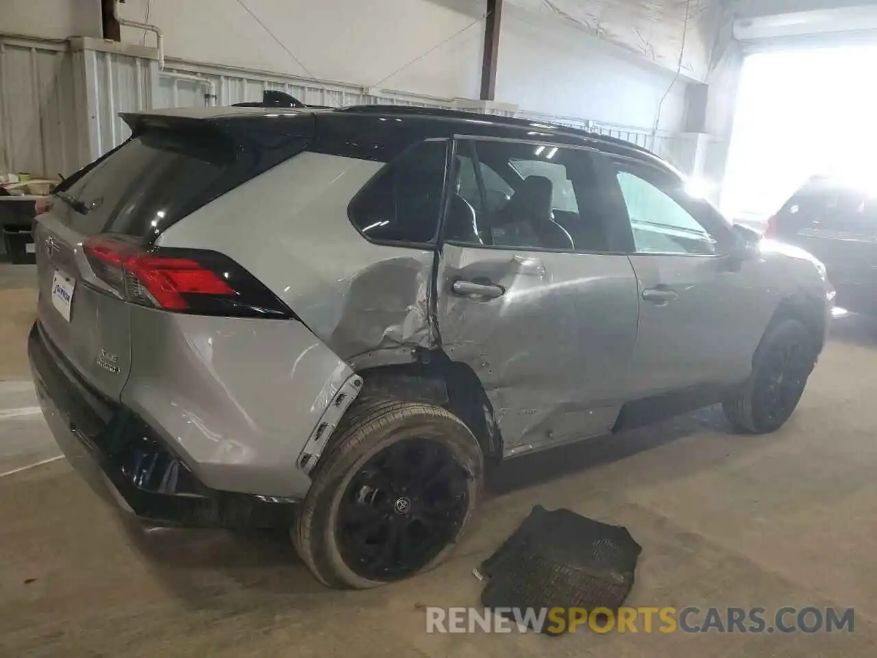 3 Photograph of a damaged car 2T3E6RFV9NW034937 TOYOTA RAV4 2022