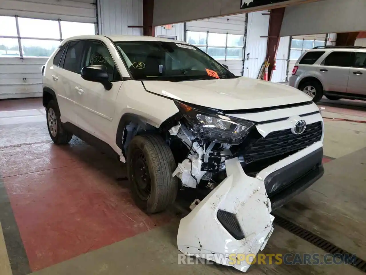 1 Photograph of a damaged car 2T3F1RFV0NW268399 TOYOTA RAV4 2022