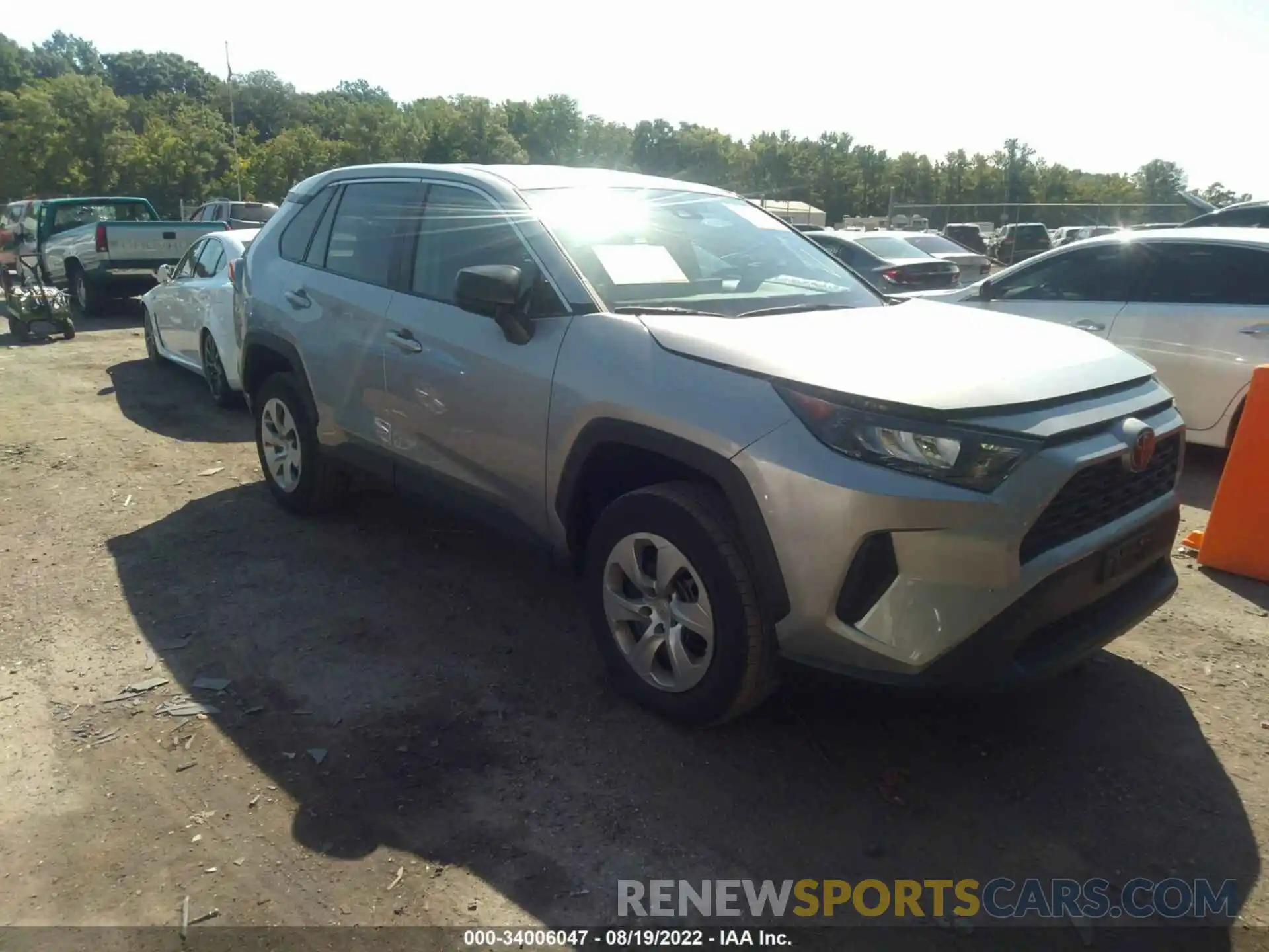 1 Photograph of a damaged car 2T3F1RFV1NC263990 TOYOTA RAV4 2022