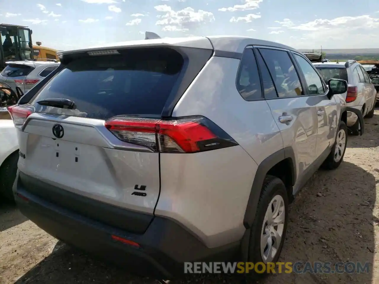 4 Photograph of a damaged car 2T3F1RFV1NC264895 TOYOTA RAV4 2022