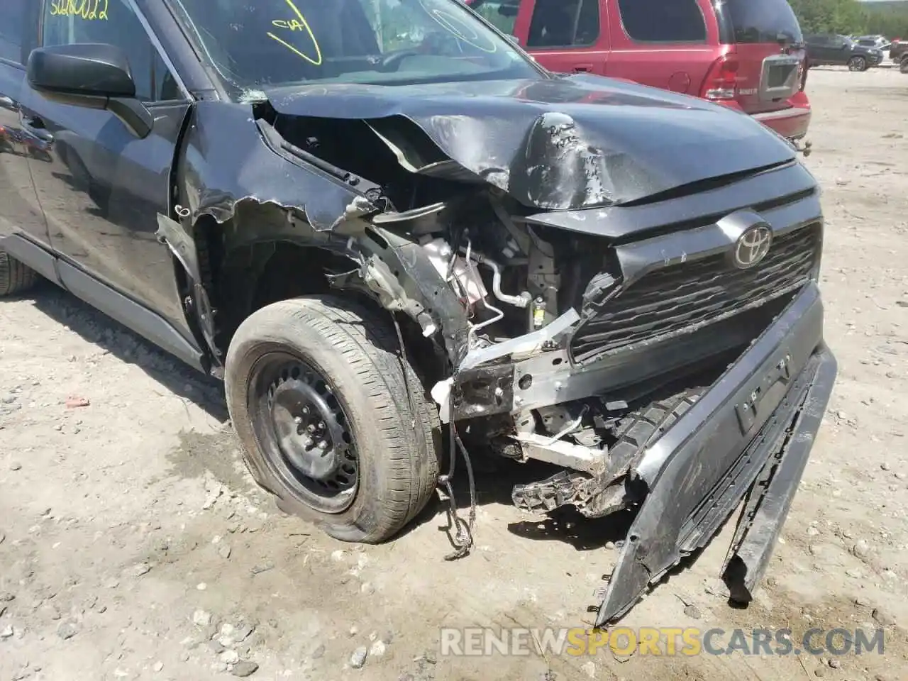 9 Photograph of a damaged car 2T3F1RFV2NC263058 TOYOTA RAV4 2022