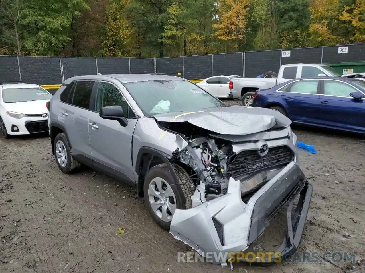 1 Photograph of a damaged car 2T3F1RFV2NC290745 TOYOTA RAV4 2022