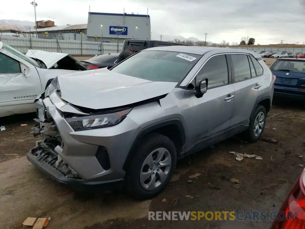 1 Photograph of a damaged car 2T3F1RFV2NC301873 TOYOTA RAV4 2022