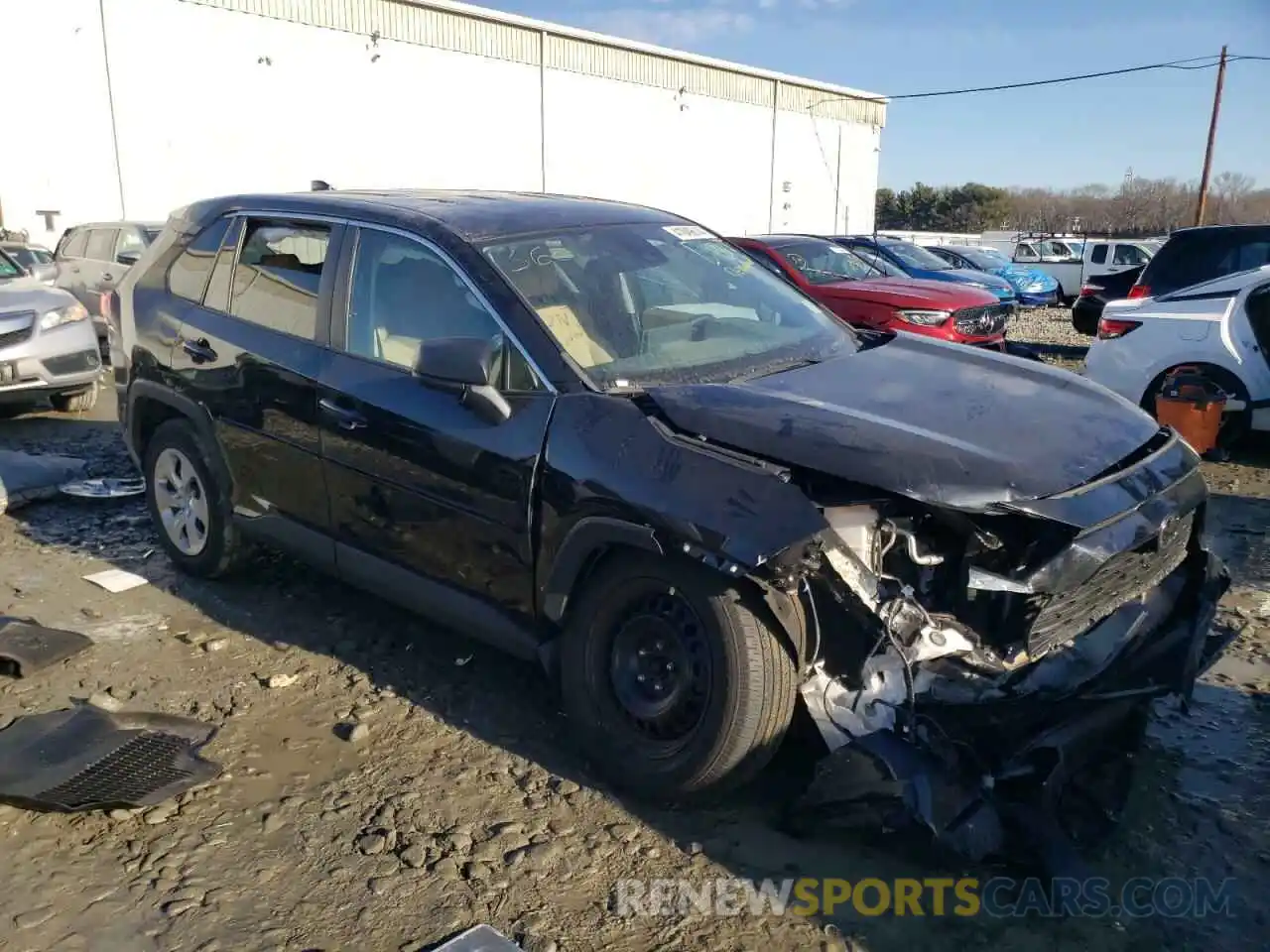 4 Photograph of a damaged car 2T3F1RFV5NC265614 TOYOTA RAV4 2022