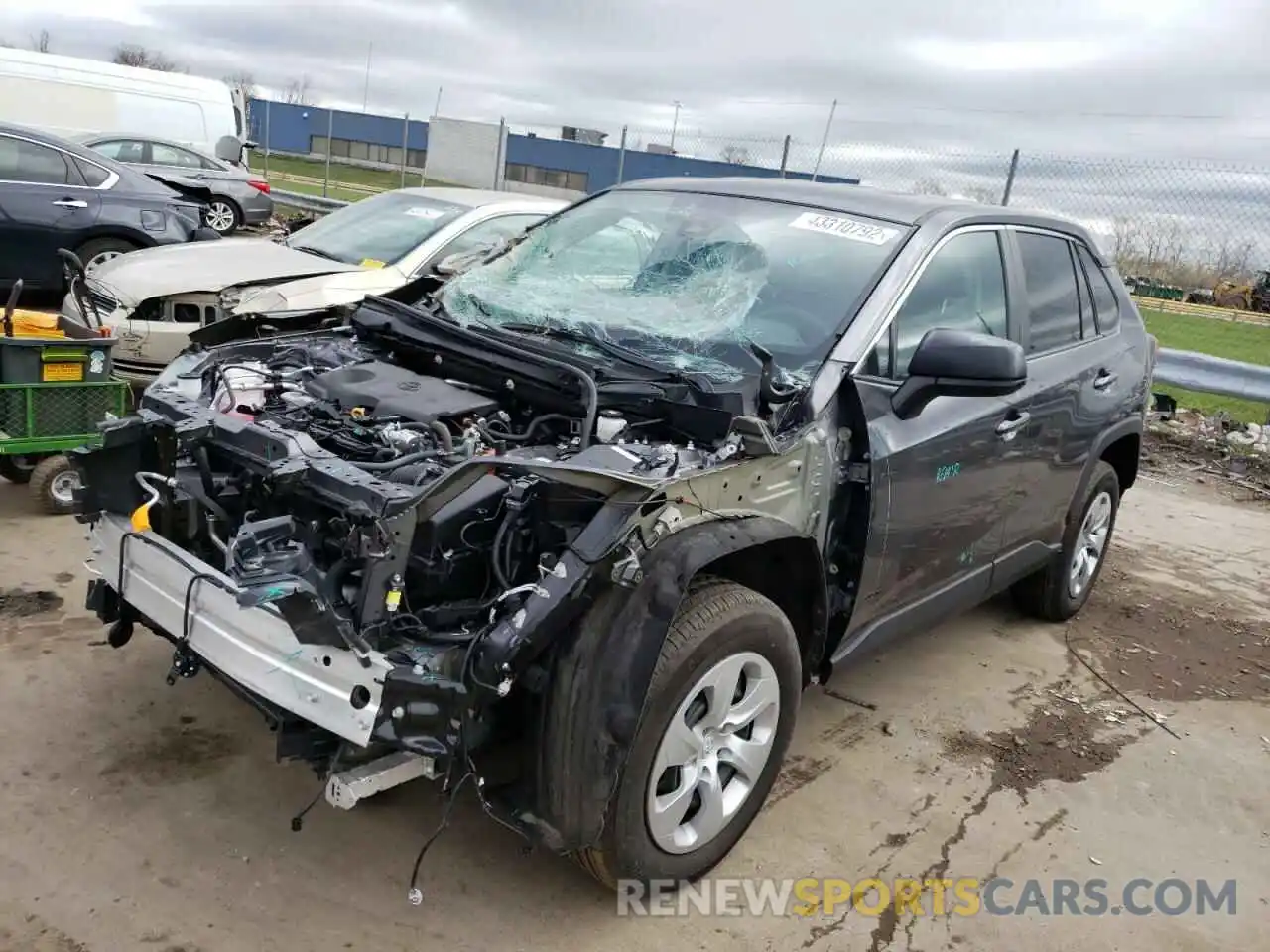 2 Photograph of a damaged car 2T3F1RFV7NW252166 TOYOTA RAV4 2022