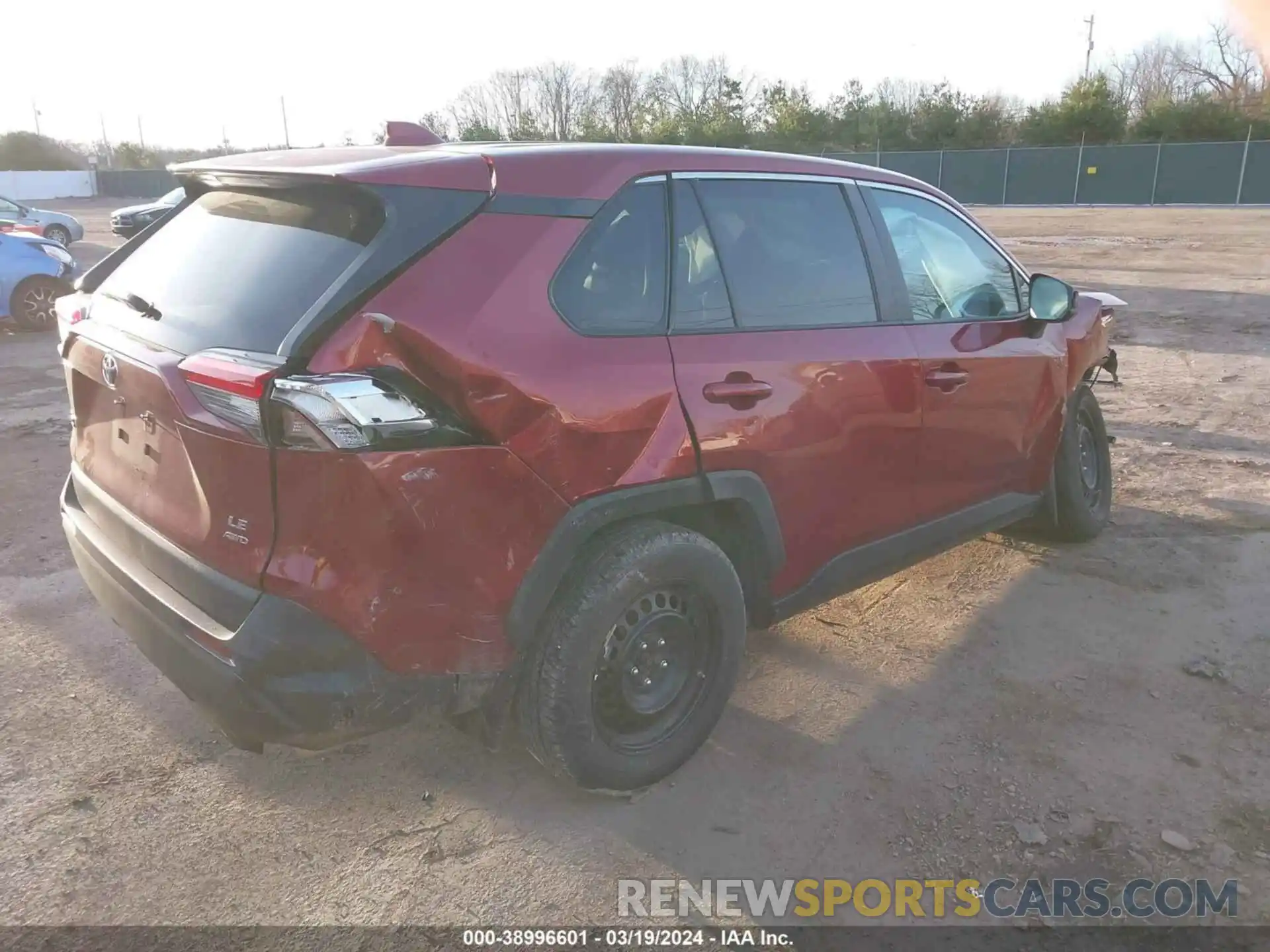 4 Photograph of a damaged car 2T3F1RFV7NW260428 TOYOTA RAV4 2022