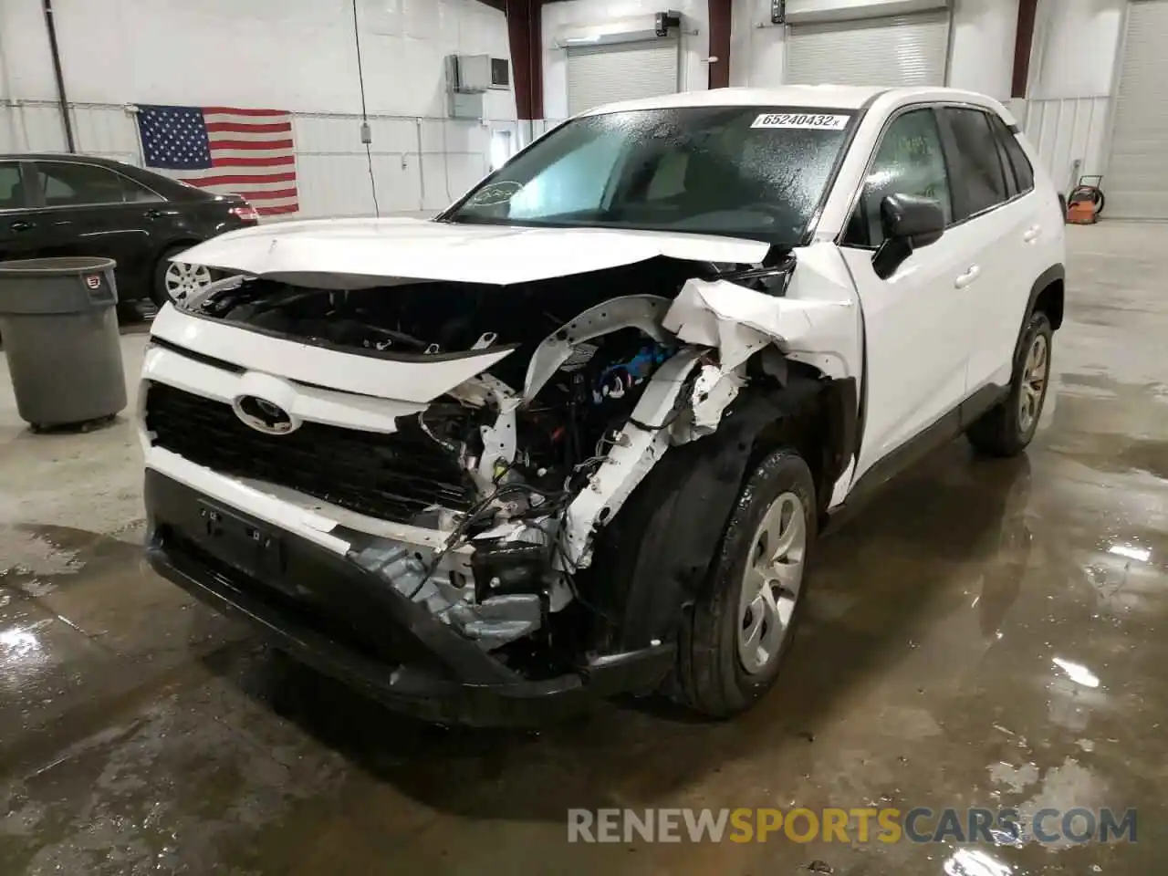 2 Photograph of a damaged car 2T3F1RFV8NC264912 TOYOTA RAV4 2022