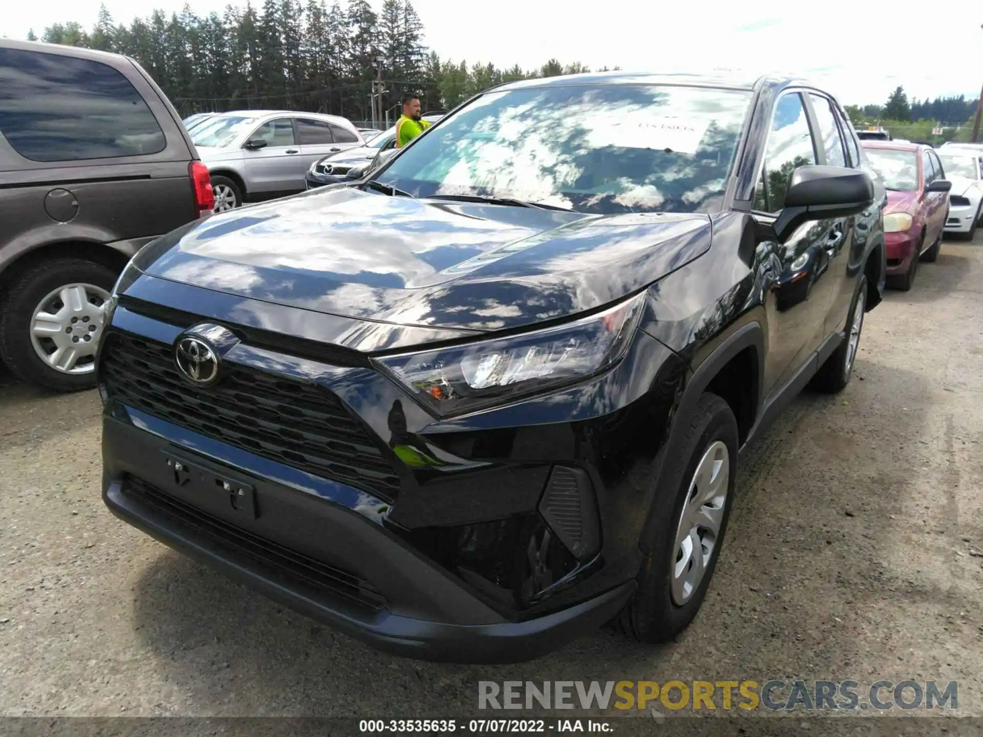 2 Photograph of a damaged car 2T3F1RFV9NW275397 TOYOTA RAV4 2022