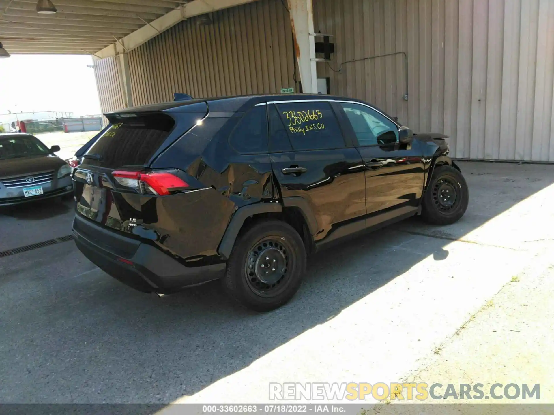 4 Фотография поврежденного автомобиля 2T3F1RFVXNC267861 TOYOTA RAV4 2022