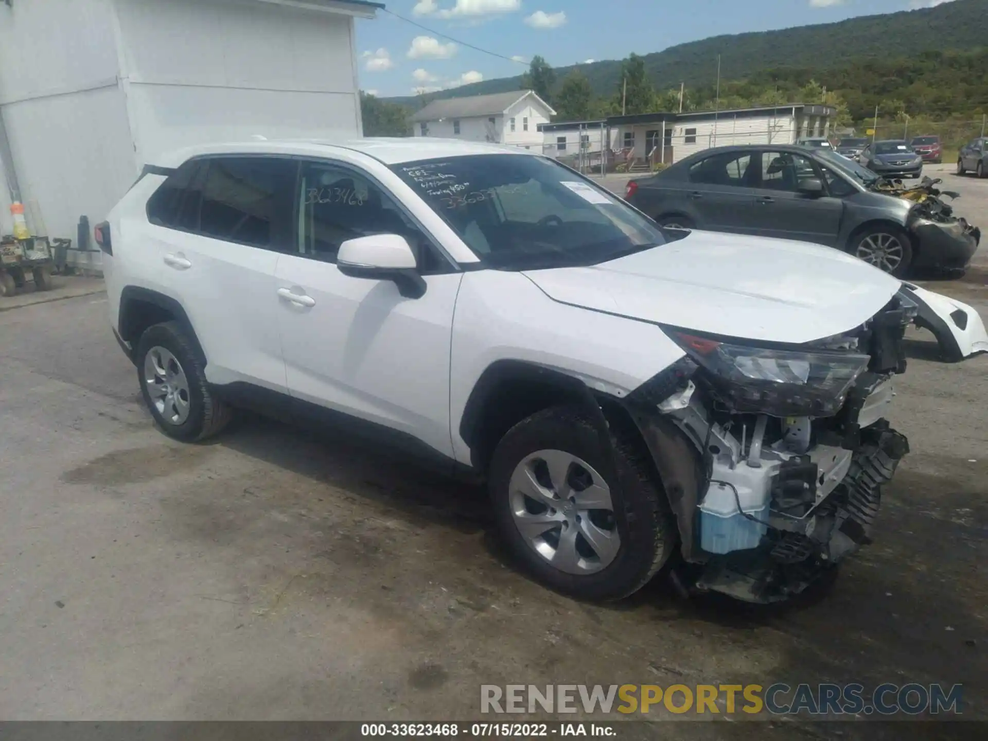 1 Photograph of a damaged car 2T3G1RFV1NC259457 TOYOTA RAV4 2022