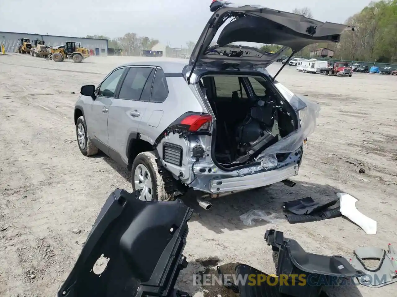 3 Photograph of a damaged car 2T3G1RFV2NC262982 TOYOTA RAV4 2022