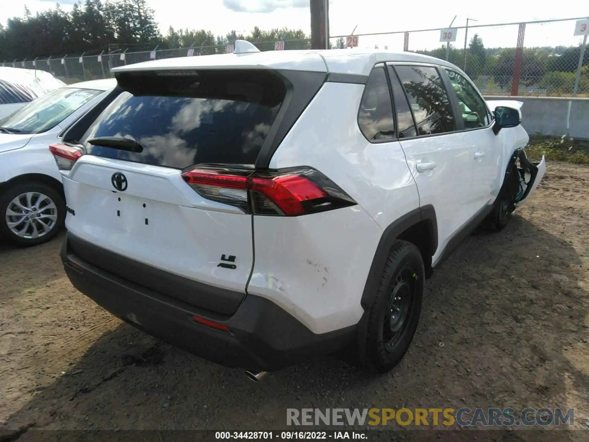 4 Photograph of a damaged car 2T3G1RFV5NC257906 TOYOTA RAV4 2022