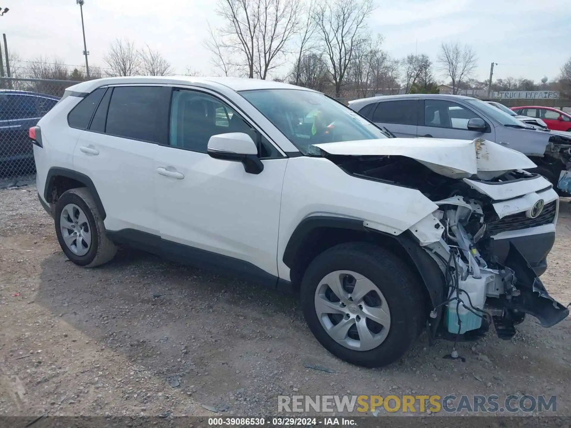 1 Photograph of a damaged car 2T3G1RFV5NW308464 TOYOTA RAV4 2022