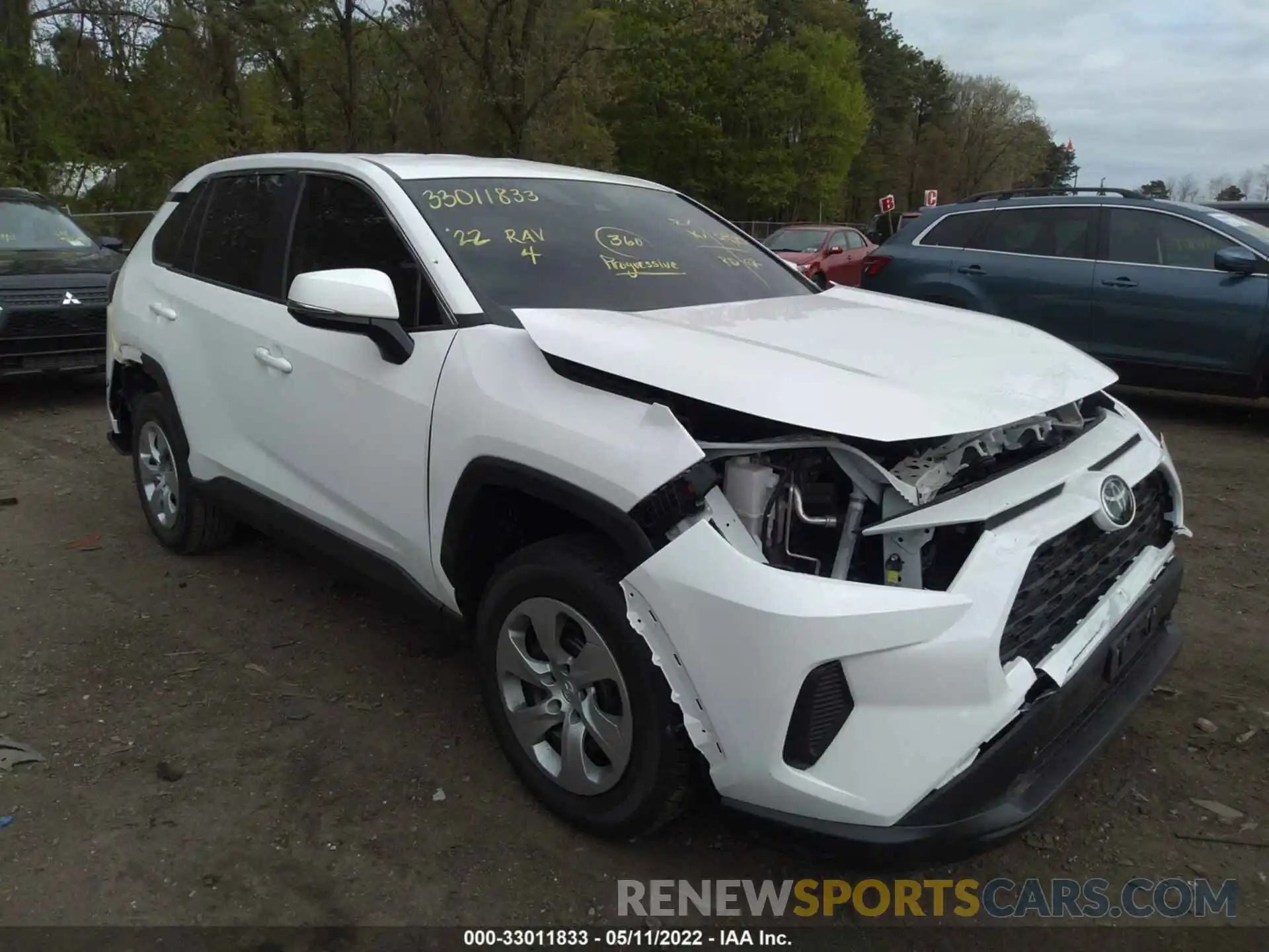 1 Photograph of a damaged car 2T3G1RFV7NC272391 TOYOTA RAV4 2022