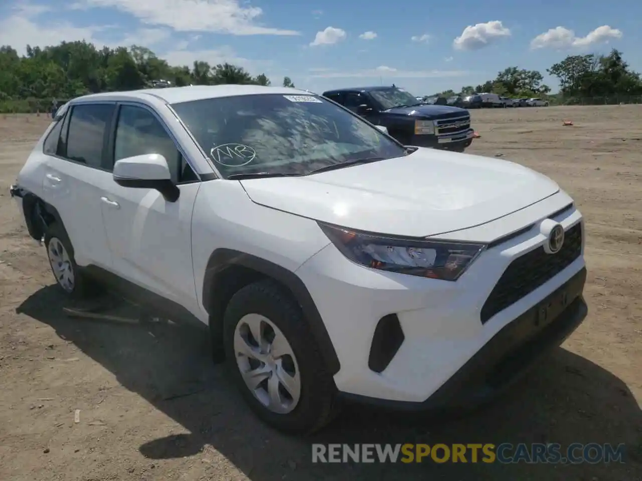 1 Photograph of a damaged car 2T3G1RFV8NC262307 TOYOTA RAV4 2022