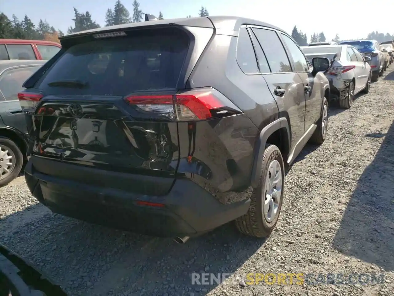 4 Photograph of a damaged car 2T3G1RFV9NC270724 TOYOTA RAV4 2022