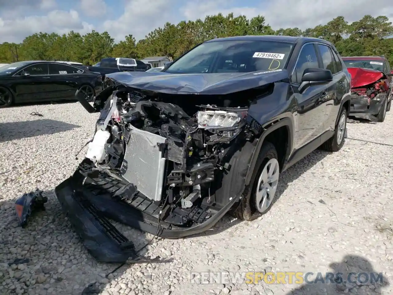 2 Photograph of a damaged car 2T3H1RFV0NC186179 TOYOTA RAV4 2022