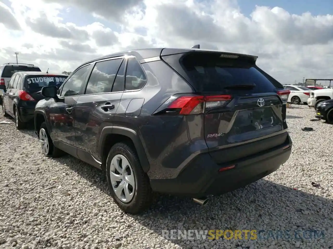 3 Photograph of a damaged car 2T3H1RFV0NC186179 TOYOTA RAV4 2022