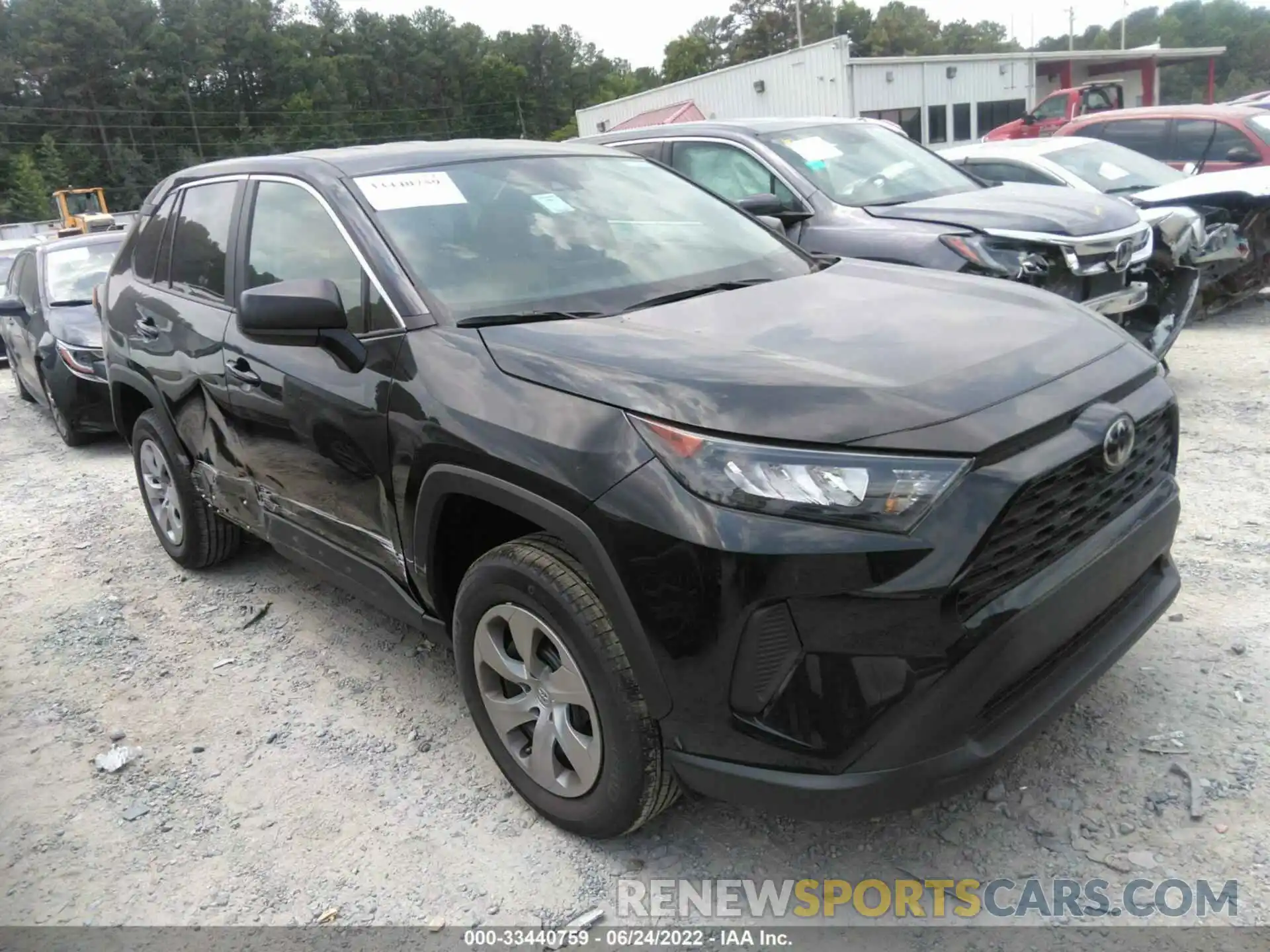 1 Photograph of a damaged car 2T3H1RFV0NW190828 TOYOTA RAV4 2022