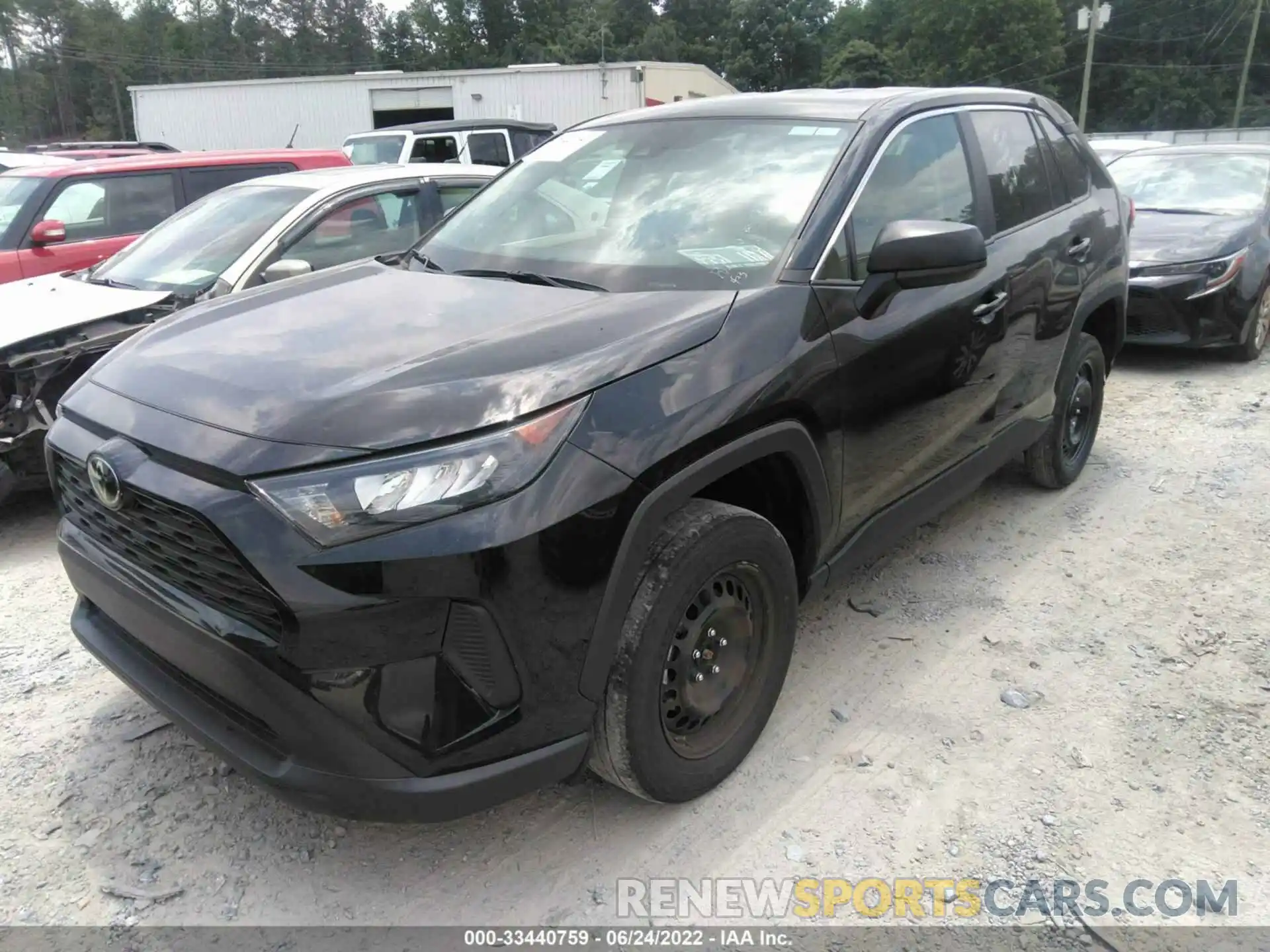 2 Photograph of a damaged car 2T3H1RFV0NW190828 TOYOTA RAV4 2022