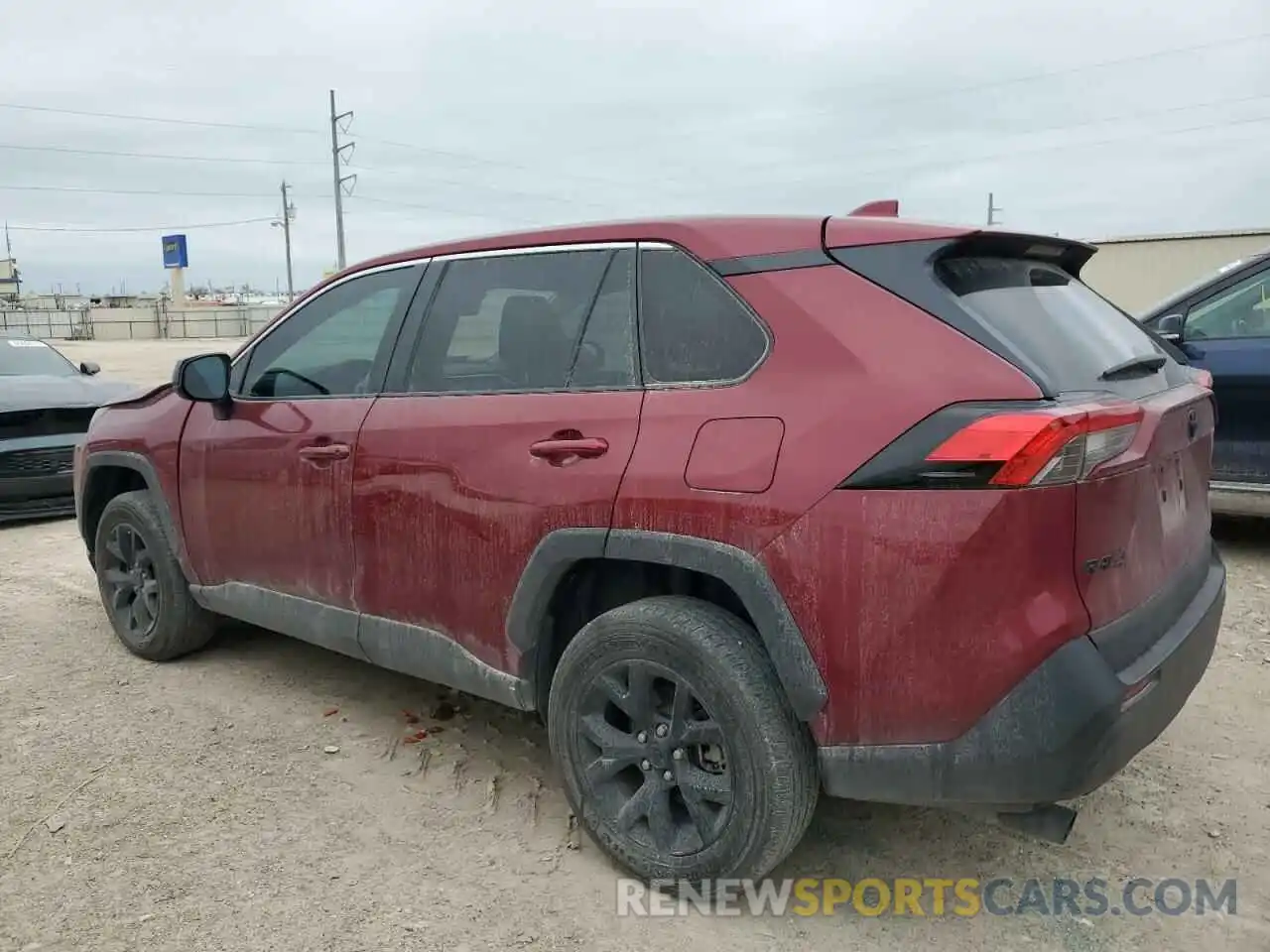 2 Photograph of a damaged car 2T3H1RFV0NW228316 TOYOTA RAV4 2022