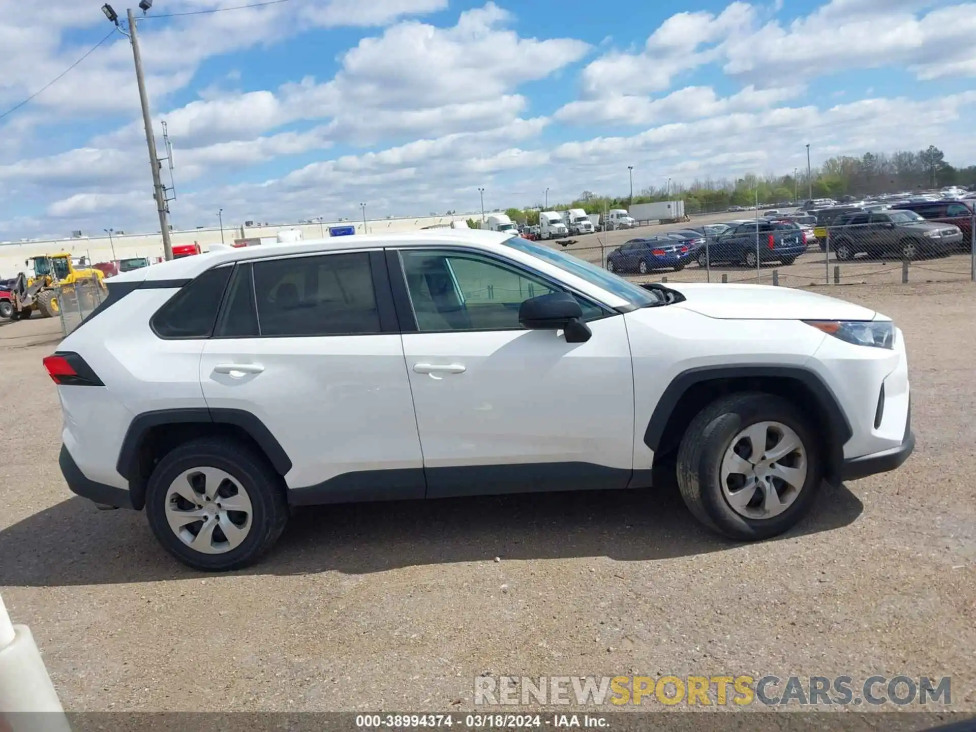 13 Photograph of a damaged car 2T3H1RFV1NW189249 TOYOTA RAV4 2022