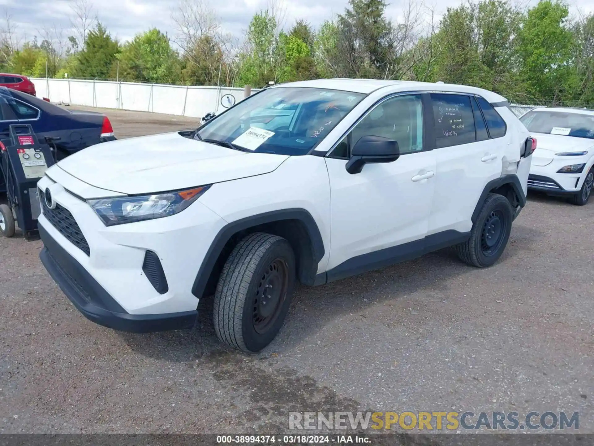 2 Photograph of a damaged car 2T3H1RFV1NW189249 TOYOTA RAV4 2022