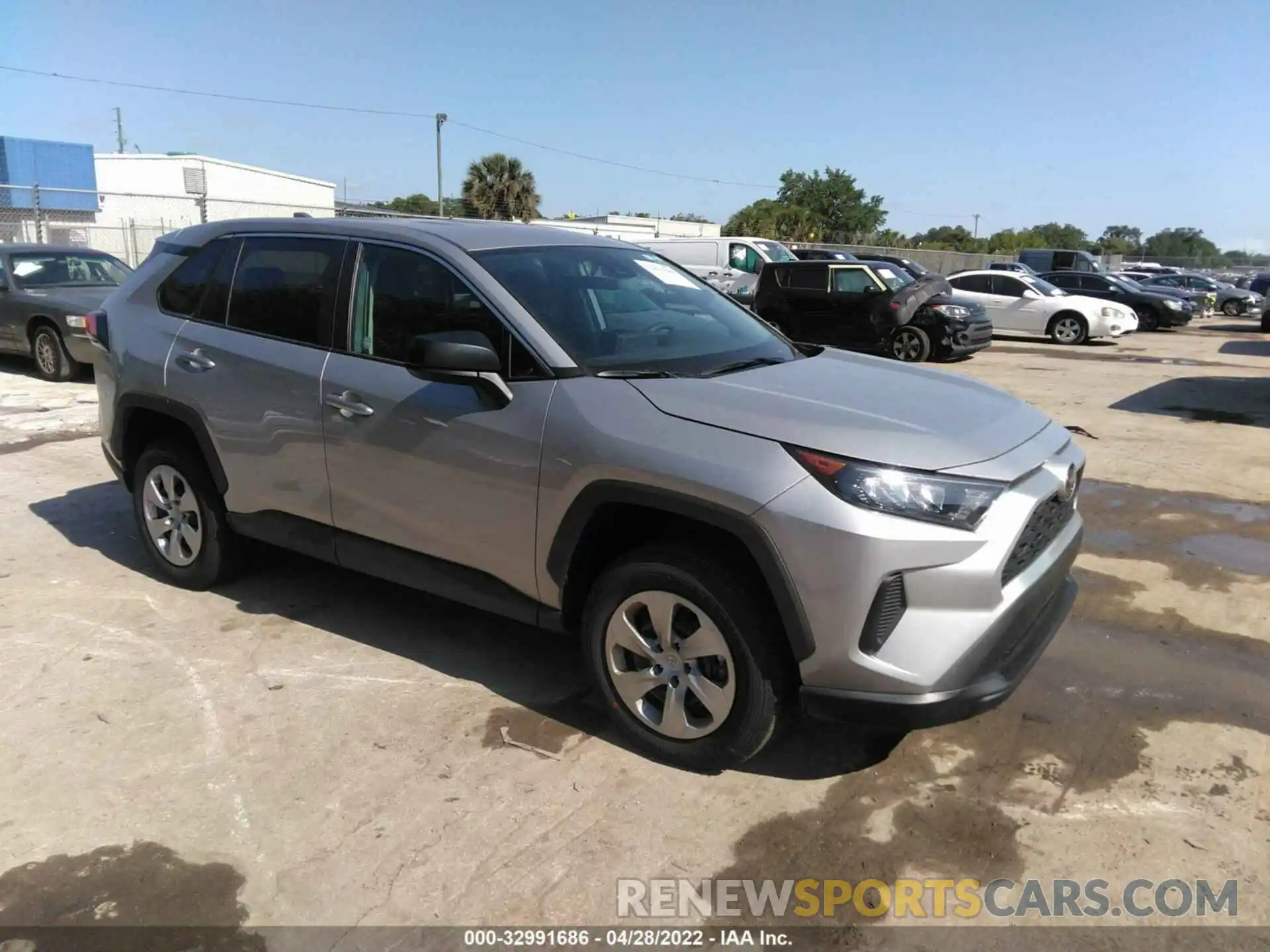 1 Photograph of a damaged car 2T3H1RFV1NW189462 TOYOTA RAV4 2022