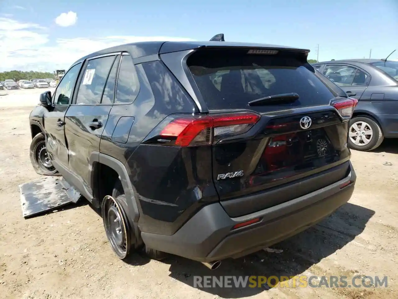 3 Photograph of a damaged car 2T3H1RFV1NW190241 TOYOTA RAV4 2022