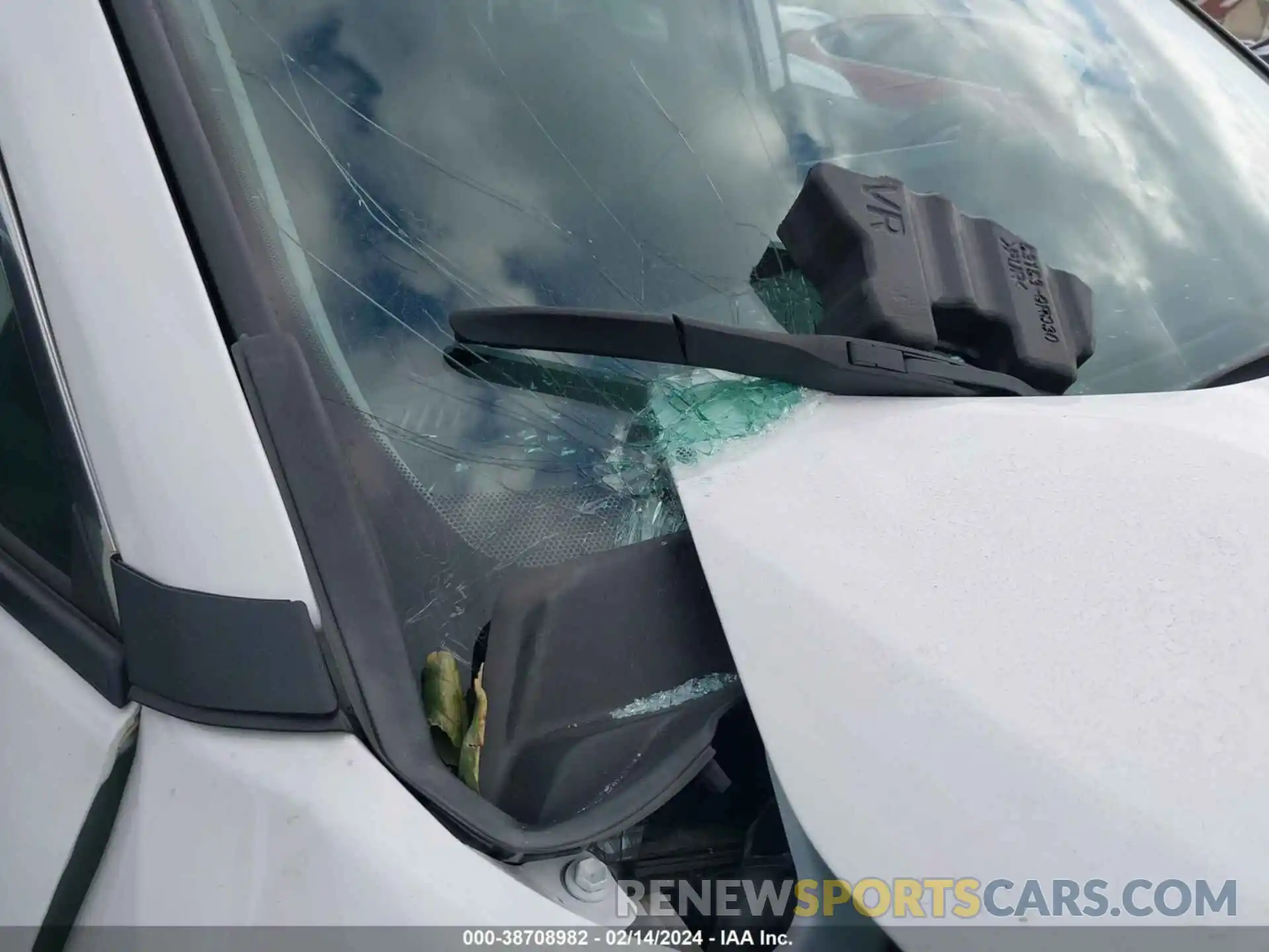 20 Photograph of a damaged car 2T3H1RFV1NW215929 TOYOTA RAV4 2022