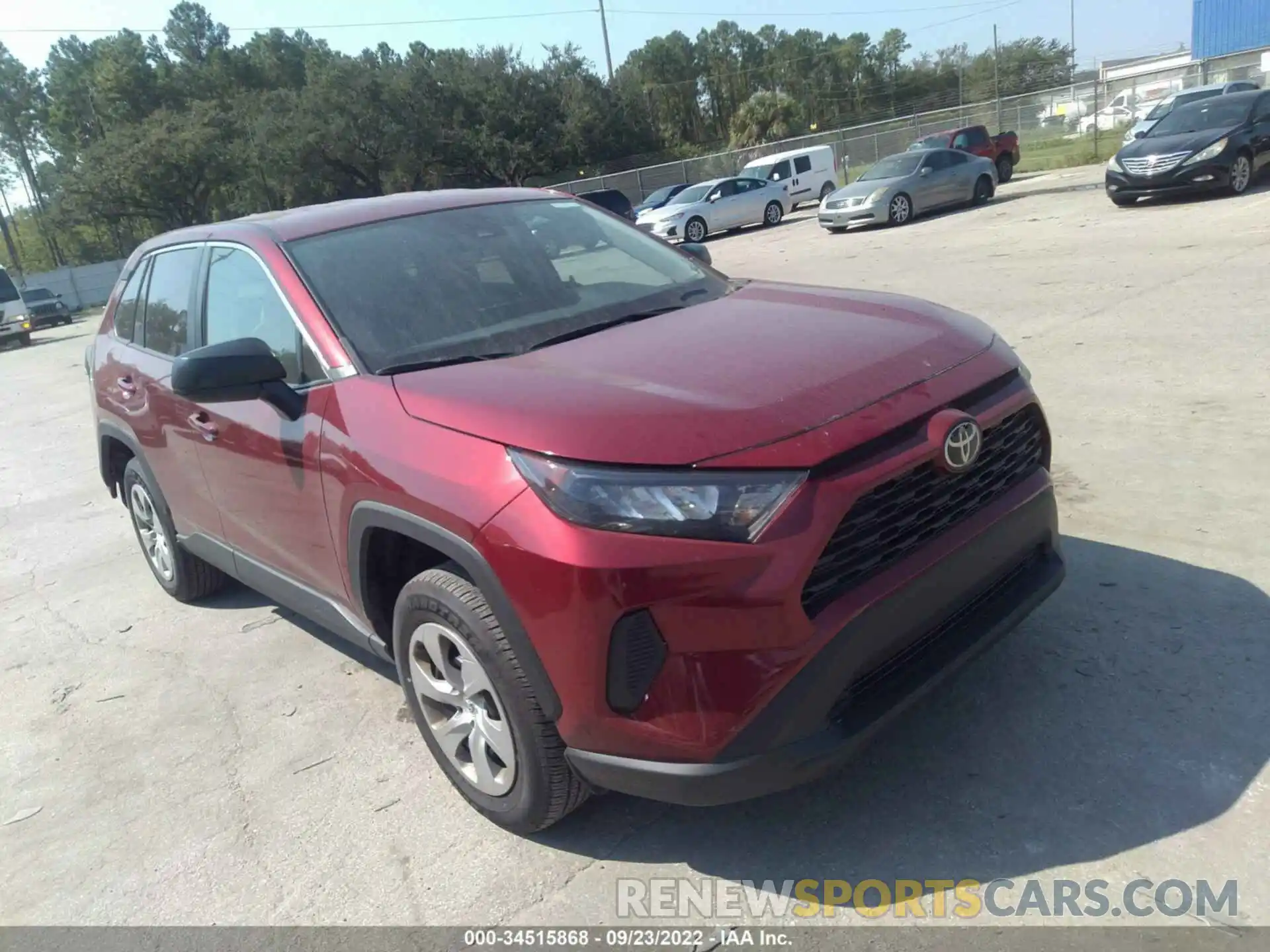 1 Photograph of a damaged car 2T3H1RFV2NW192726 TOYOTA RAV4 2022