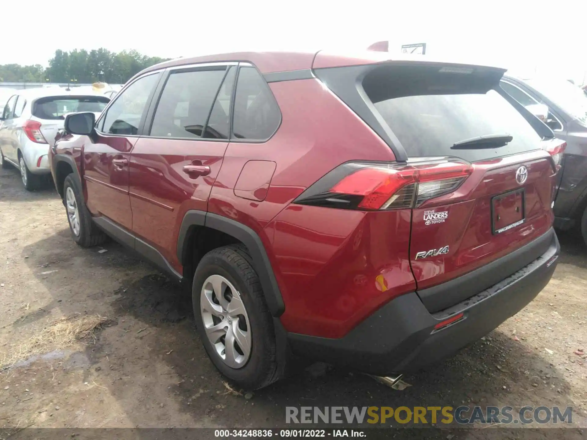 3 Photograph of a damaged car 2T3H1RFV2NW201599 TOYOTA RAV4 2022