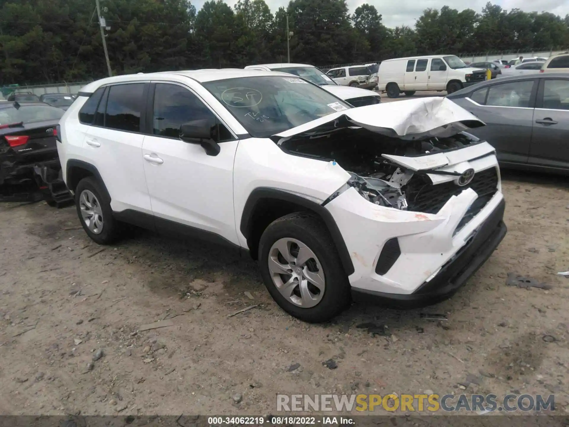 1 Photograph of a damaged car 2T3H1RFV4NC185861 TOYOTA RAV4 2022