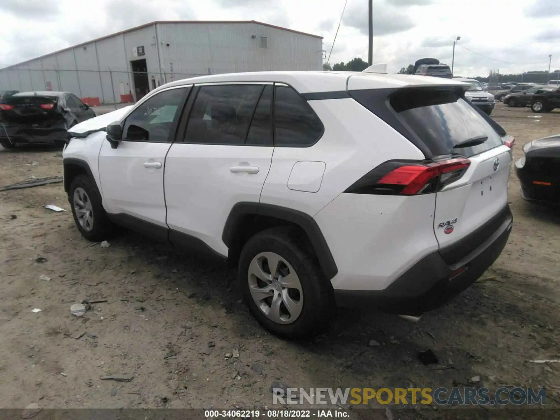 3 Photograph of a damaged car 2T3H1RFV4NC185861 TOYOTA RAV4 2022