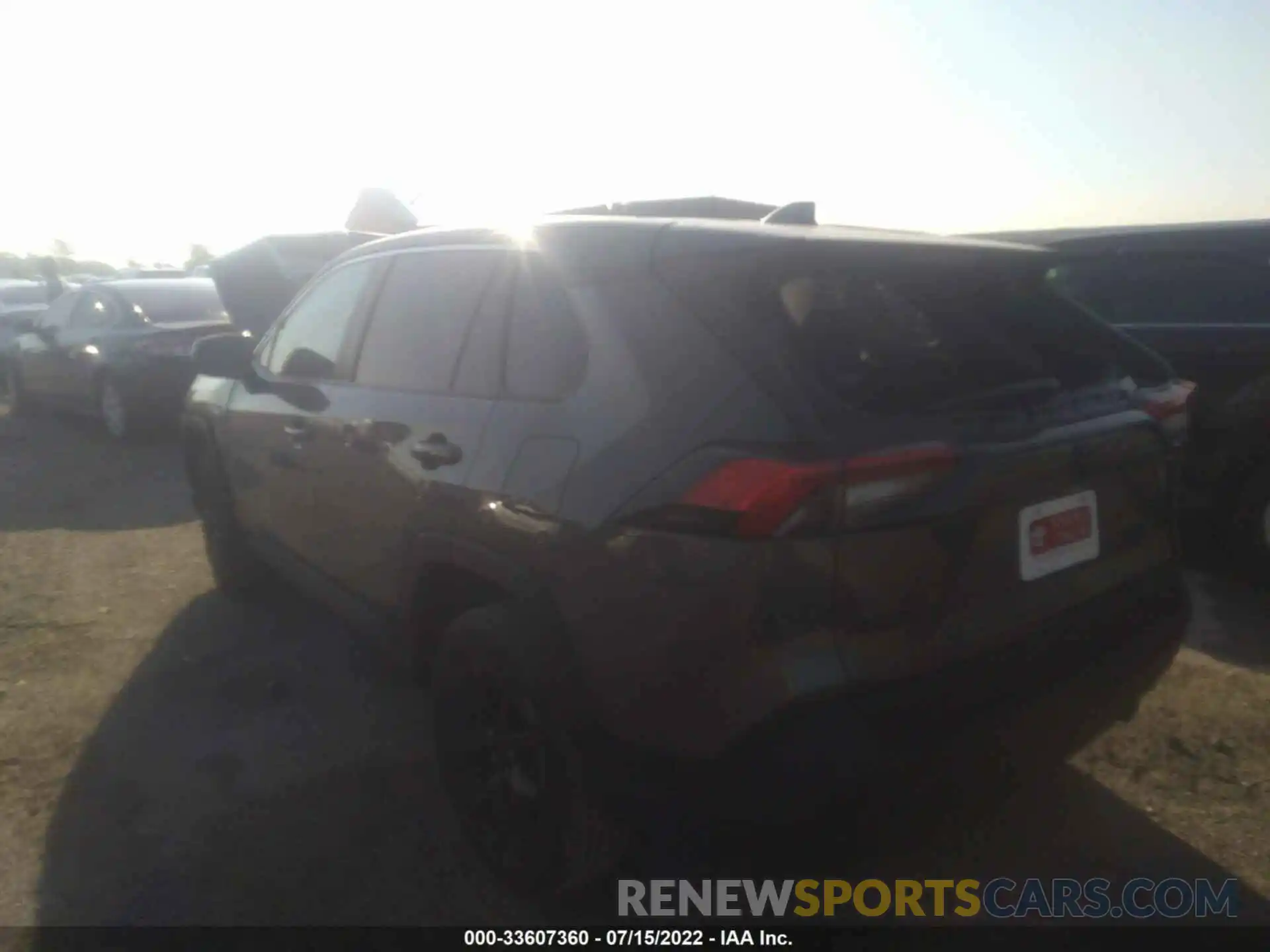 3 Фотография поврежденного автомобиля 2T3H1RFV5NC173816 TOYOTA RAV4 2022