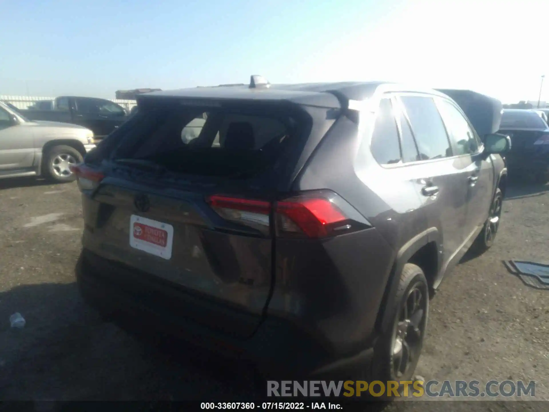 4 Фотография поврежденного автомобиля 2T3H1RFV5NC173816 TOYOTA RAV4 2022