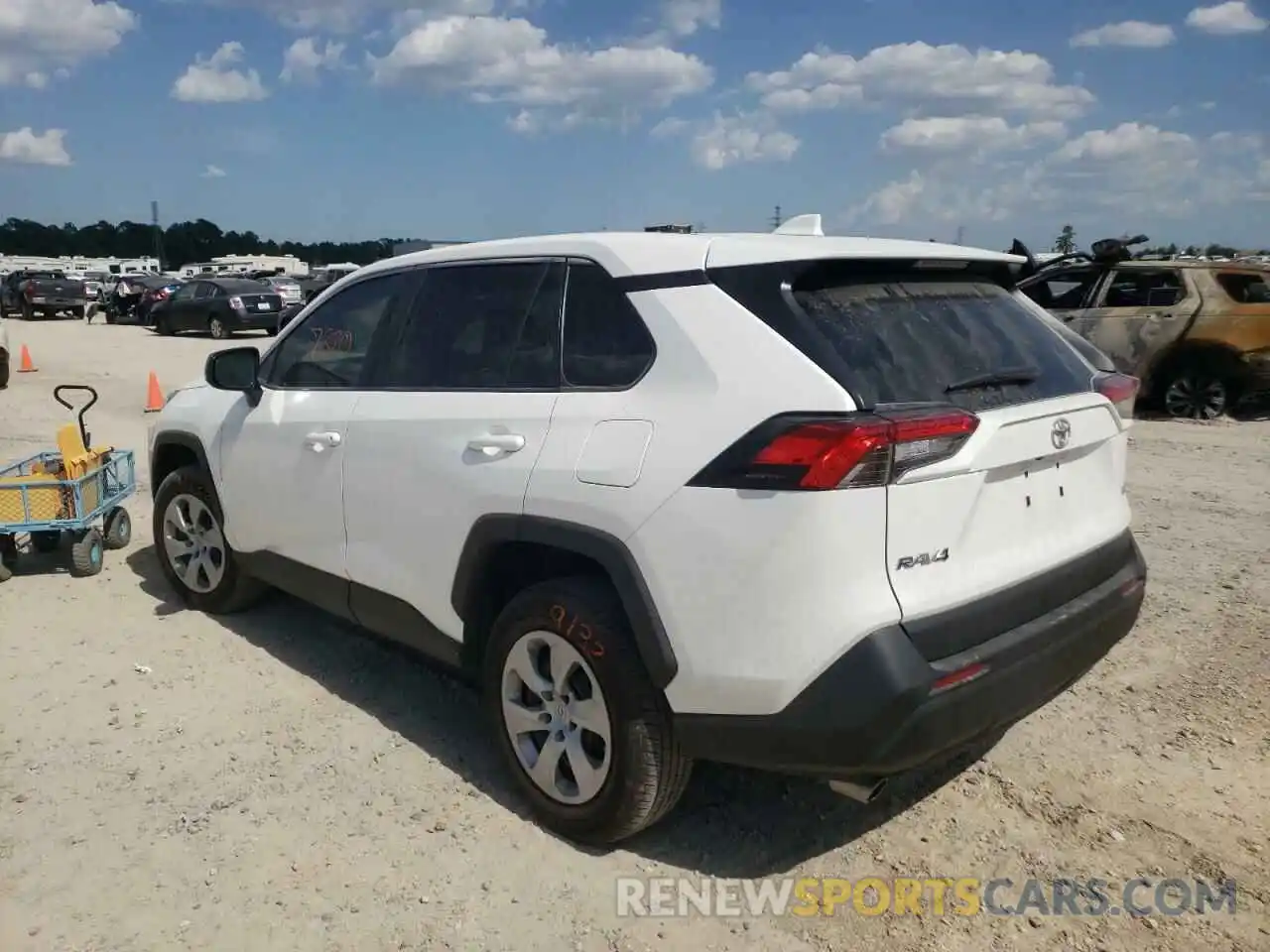 3 Photograph of a damaged car 2T3H1RFV6NC175963 TOYOTA RAV4 2022