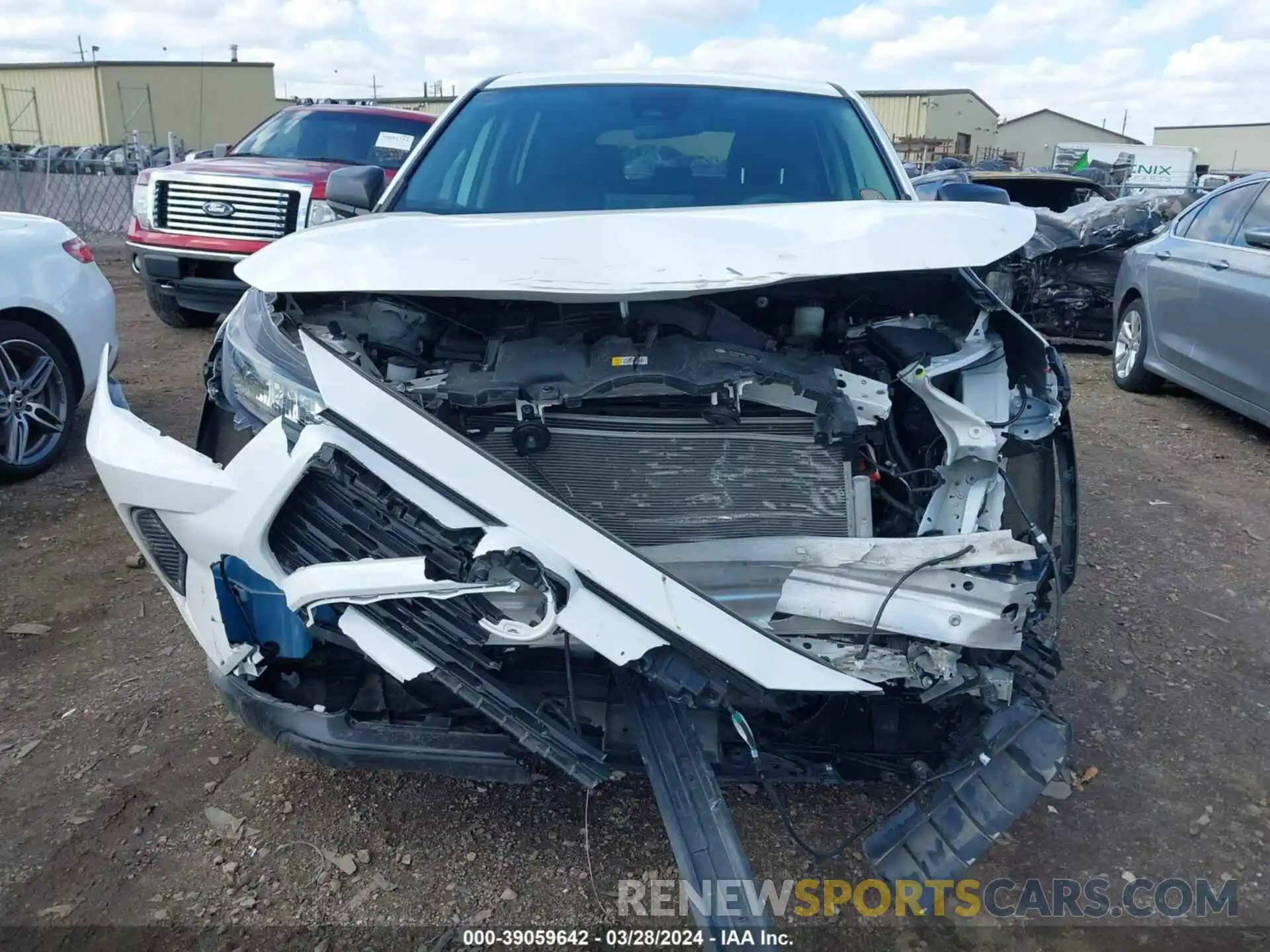 12 Photograph of a damaged car 2T3H1RFV7NC184879 TOYOTA RAV4 2022