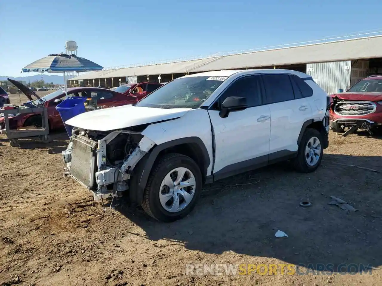 1 Photograph of a damaged car 2T3H1RFV8NC179710 TOYOTA RAV4 2022