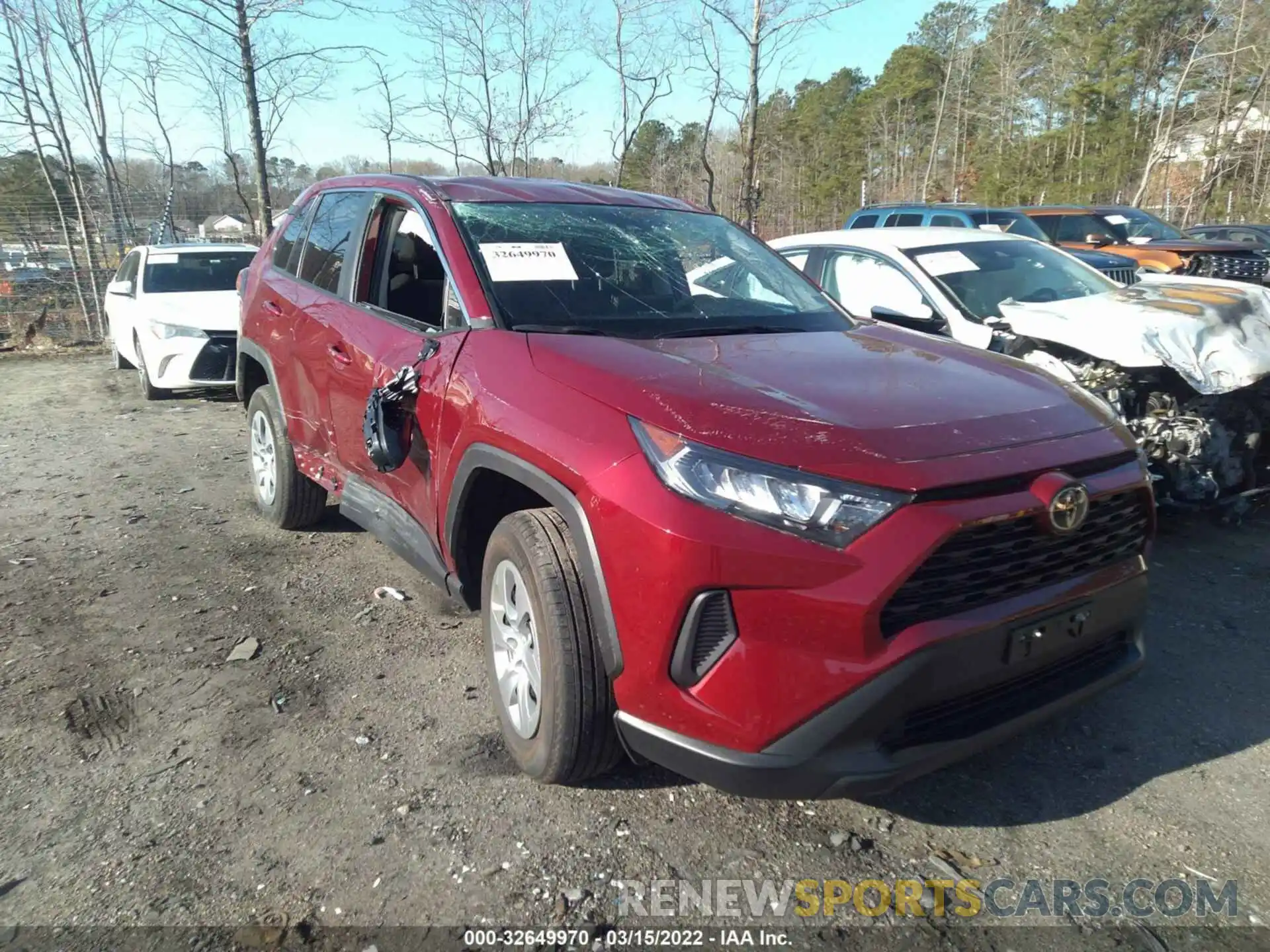 1 Photograph of a damaged car 2T3H1RFV8NW186221 TOYOTA RAV4 2022