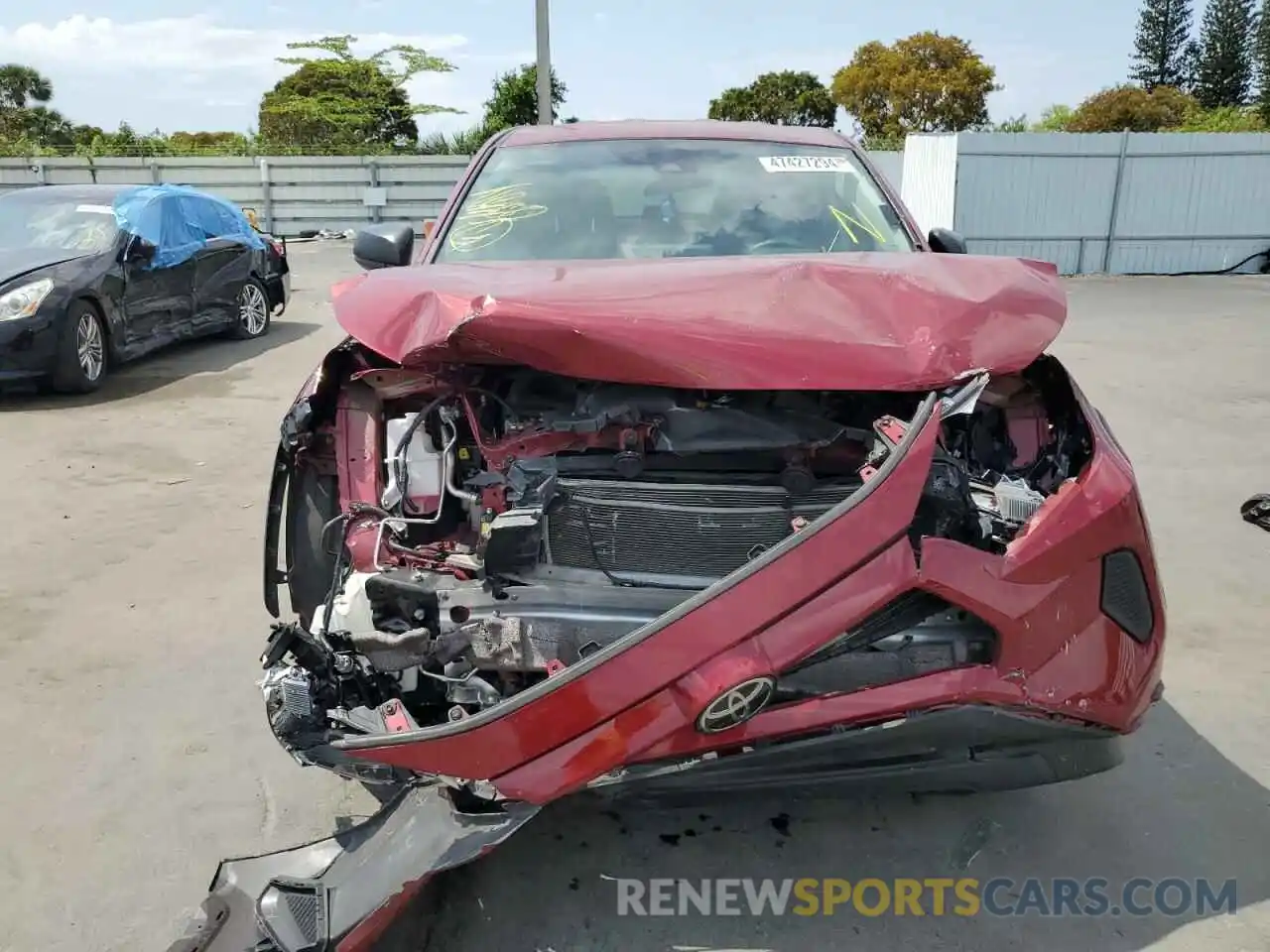 5 Photograph of a damaged car 2T3H1RFV8NW203826 TOYOTA RAV4 2022