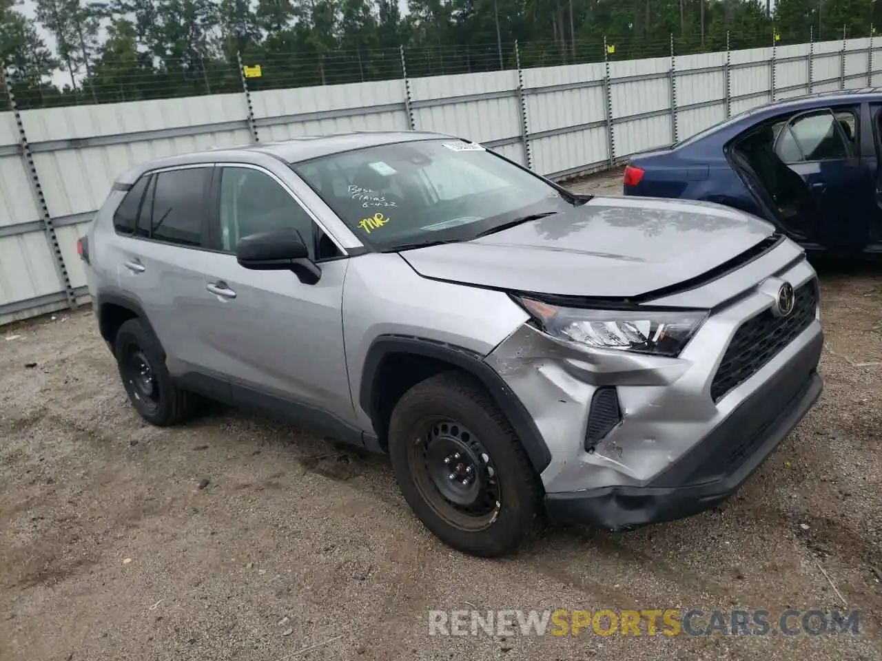 1 Photograph of a damaged car 2T3H1RFV9NW188852 TOYOTA RAV4 2022