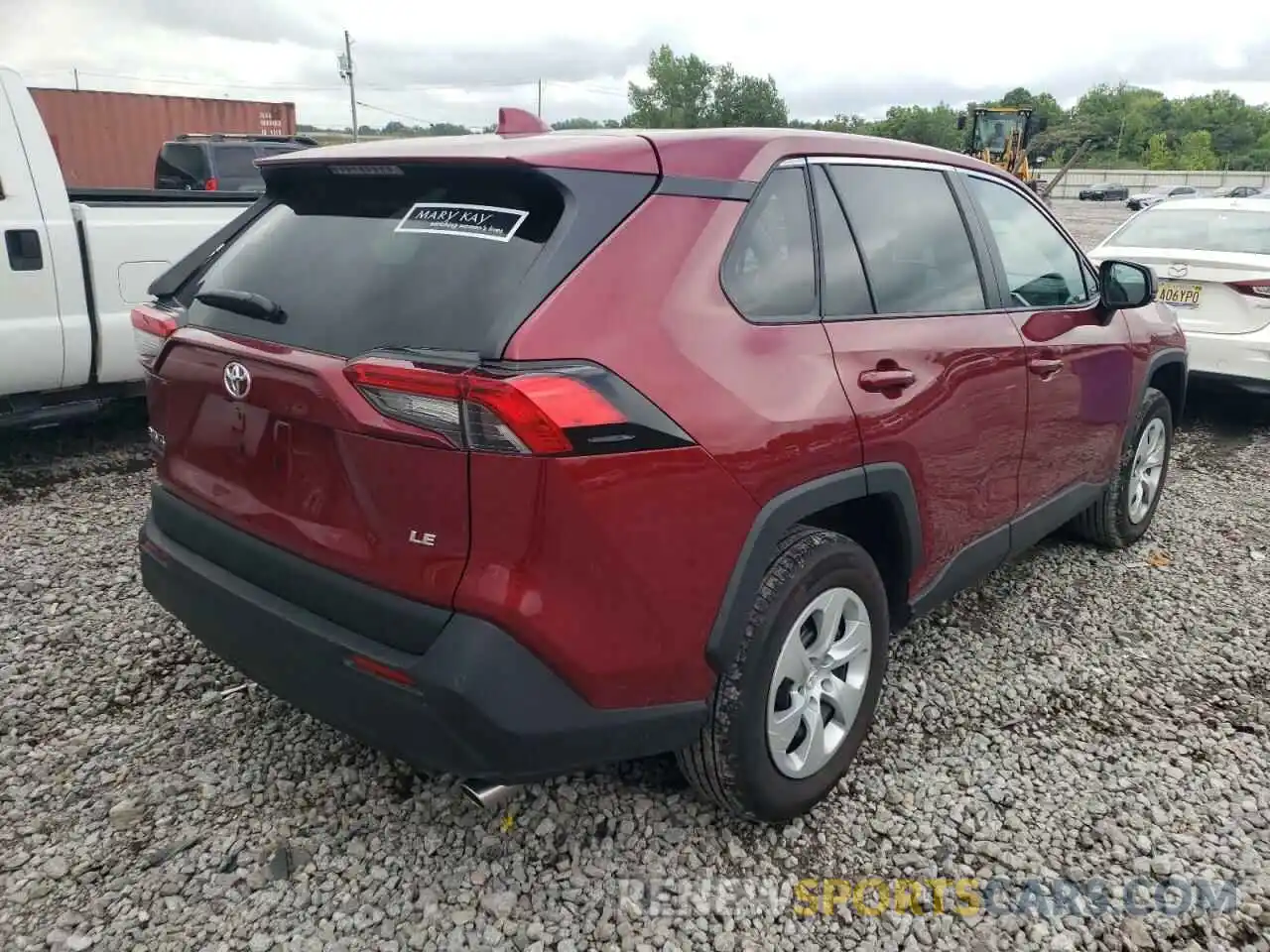 4 Photograph of a damaged car 2T3H1RFVXNW197317 TOYOTA RAV4 2022