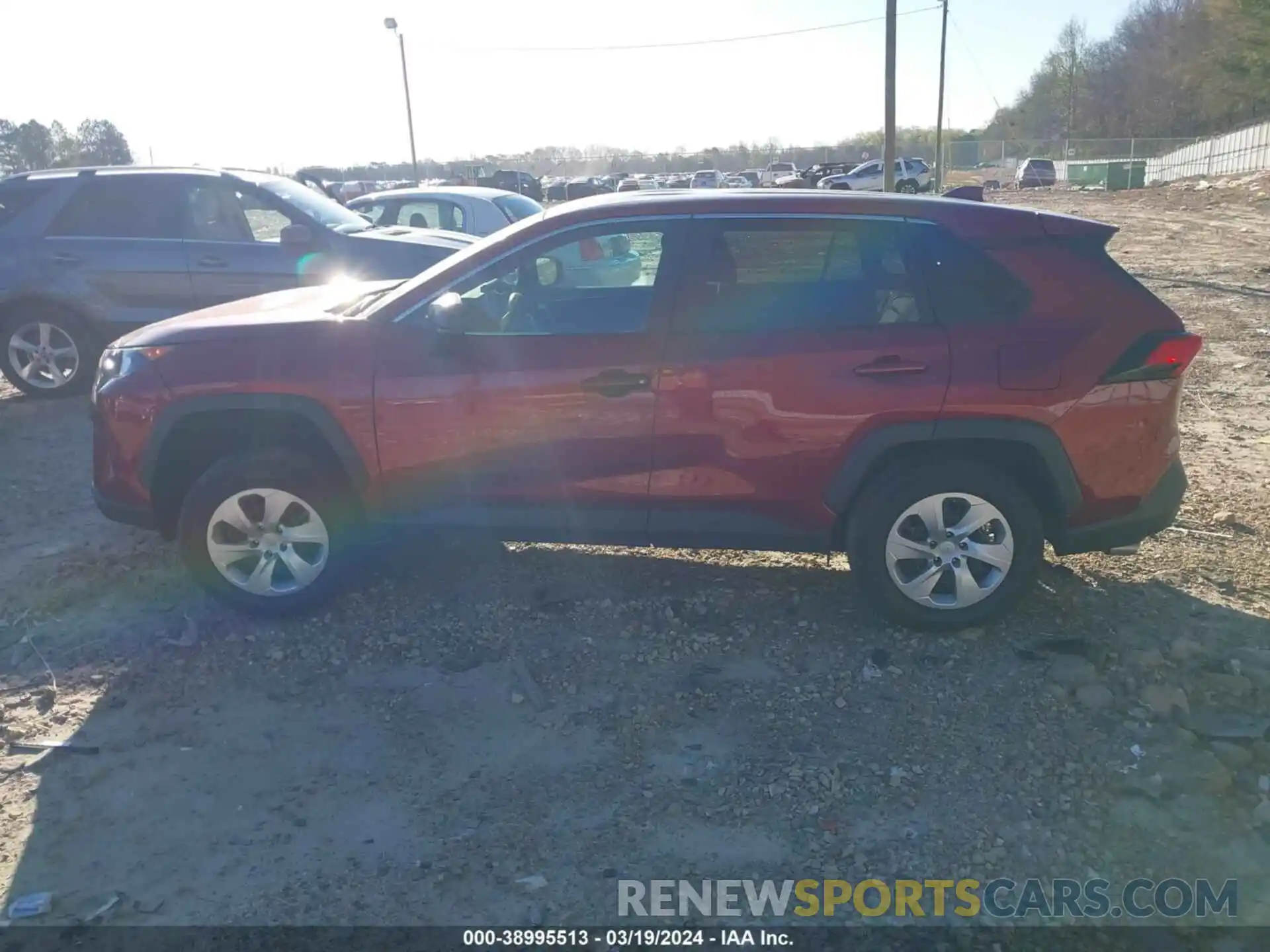 14 Photograph of a damaged car 2T3H1RFVXNW215170 TOYOTA RAV4 2022