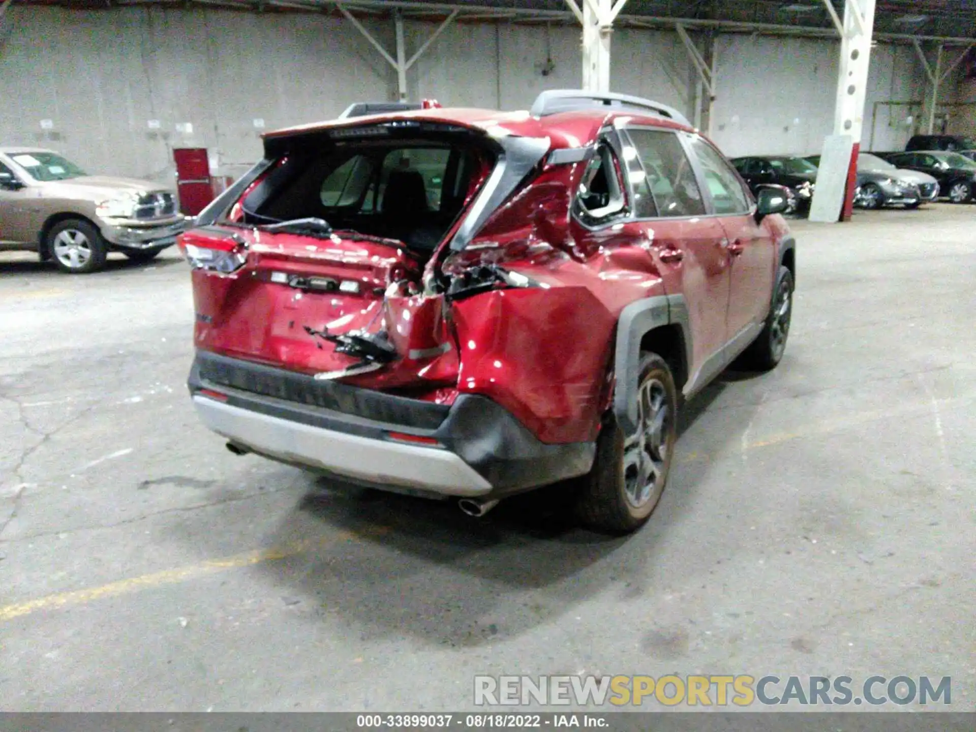 4 Photograph of a damaged car 2T3J1RFV6NW270278 TOYOTA RAV4 2022