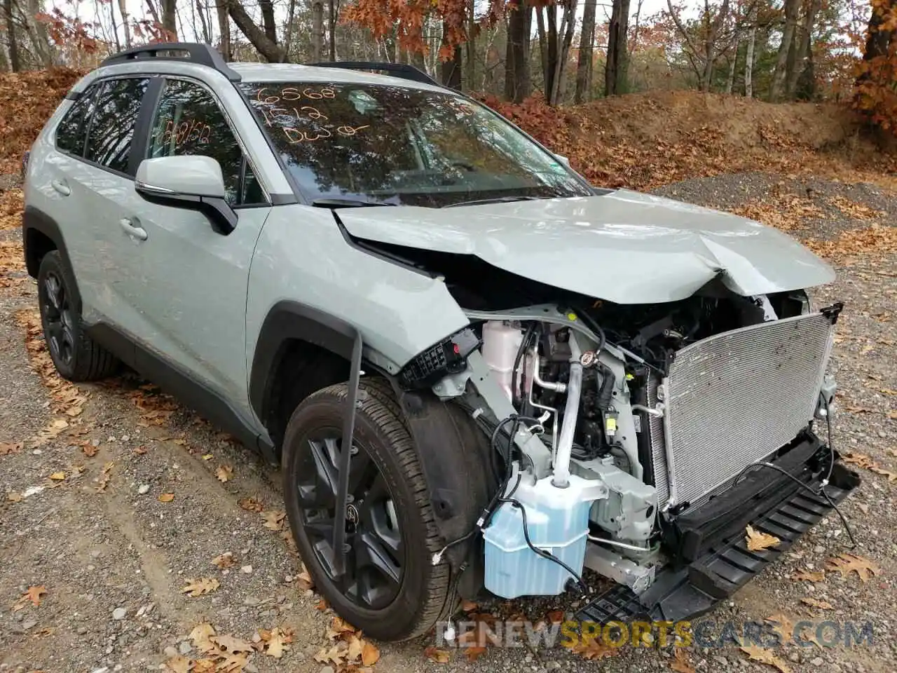 1 Photograph of a damaged car 2T3J1RFV9NW283980 TOYOTA RAV4 2022