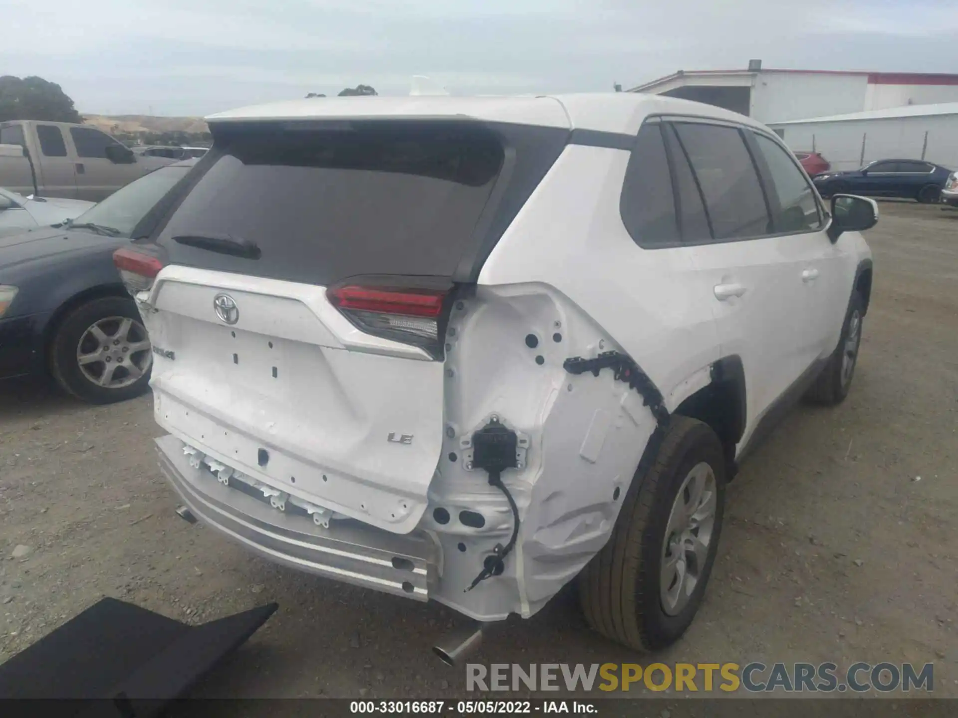 4 Photograph of a damaged car 2T3K1RFV0NC182946 TOYOTA RAV4 2022