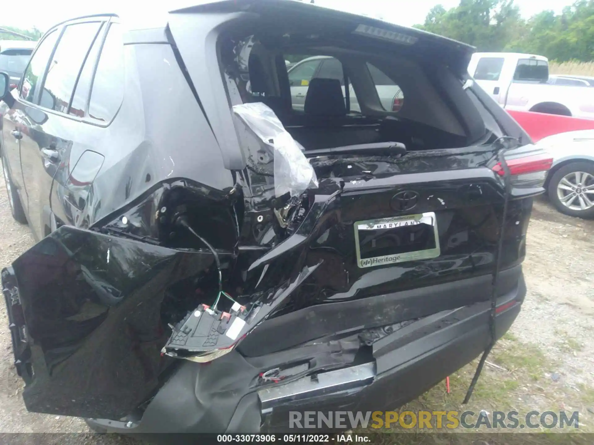 6 Photograph of a damaged car 2T3K1RFV9NC189250 TOYOTA RAV4 2022