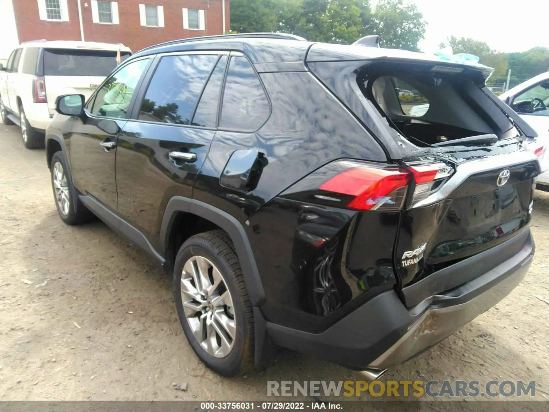 3 Photograph of a damaged car 2T3N1RFV1NC265654 TOYOTA RAV4 2022